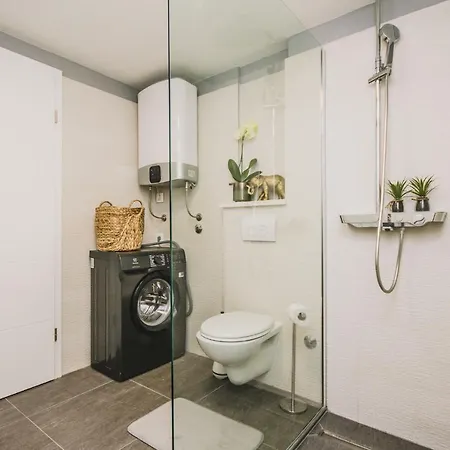 Apartman Ladro